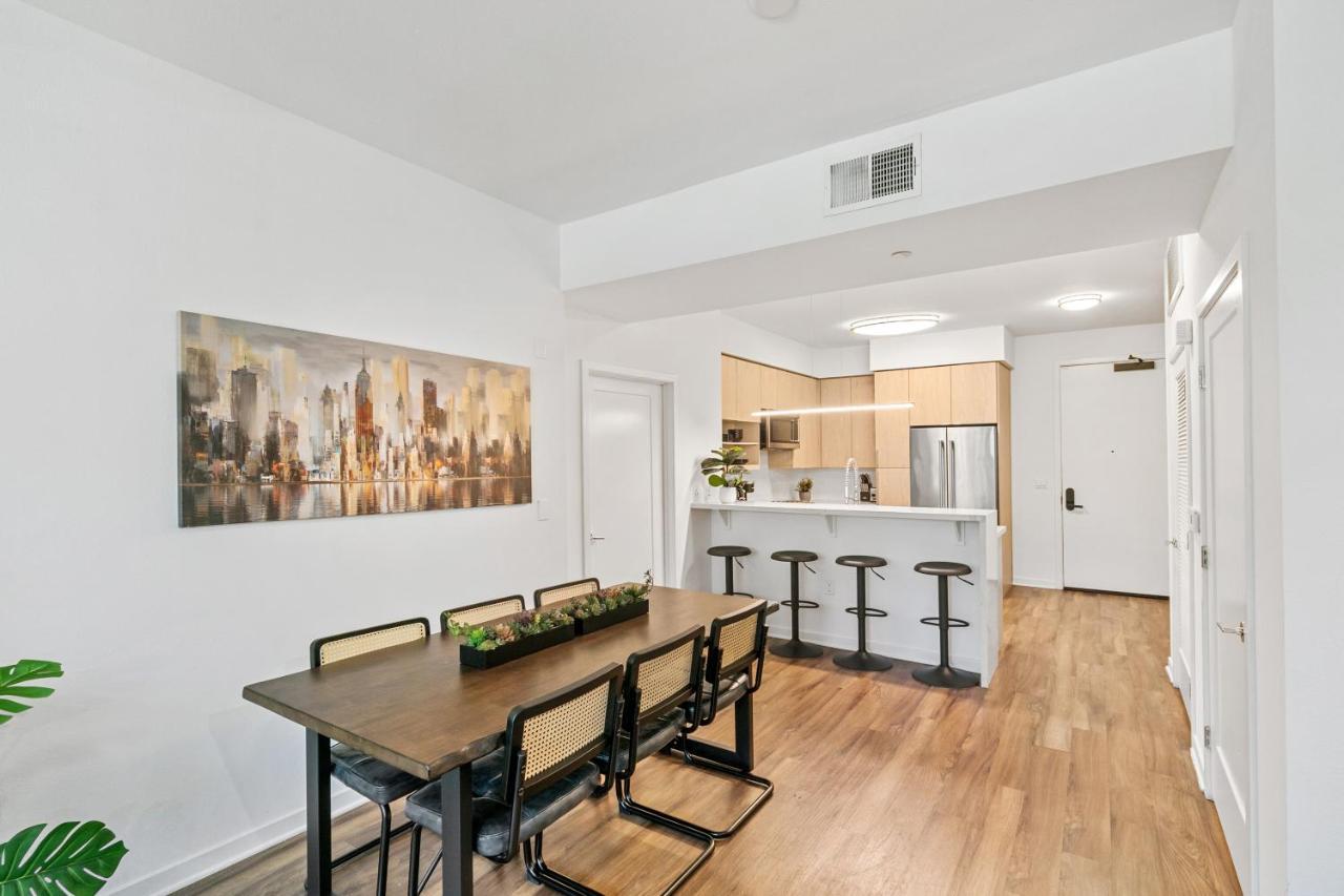 Beverly Grove Chic City Oasis 2 Bedroom Apt With Den 138 Los Angeles Exterior foto