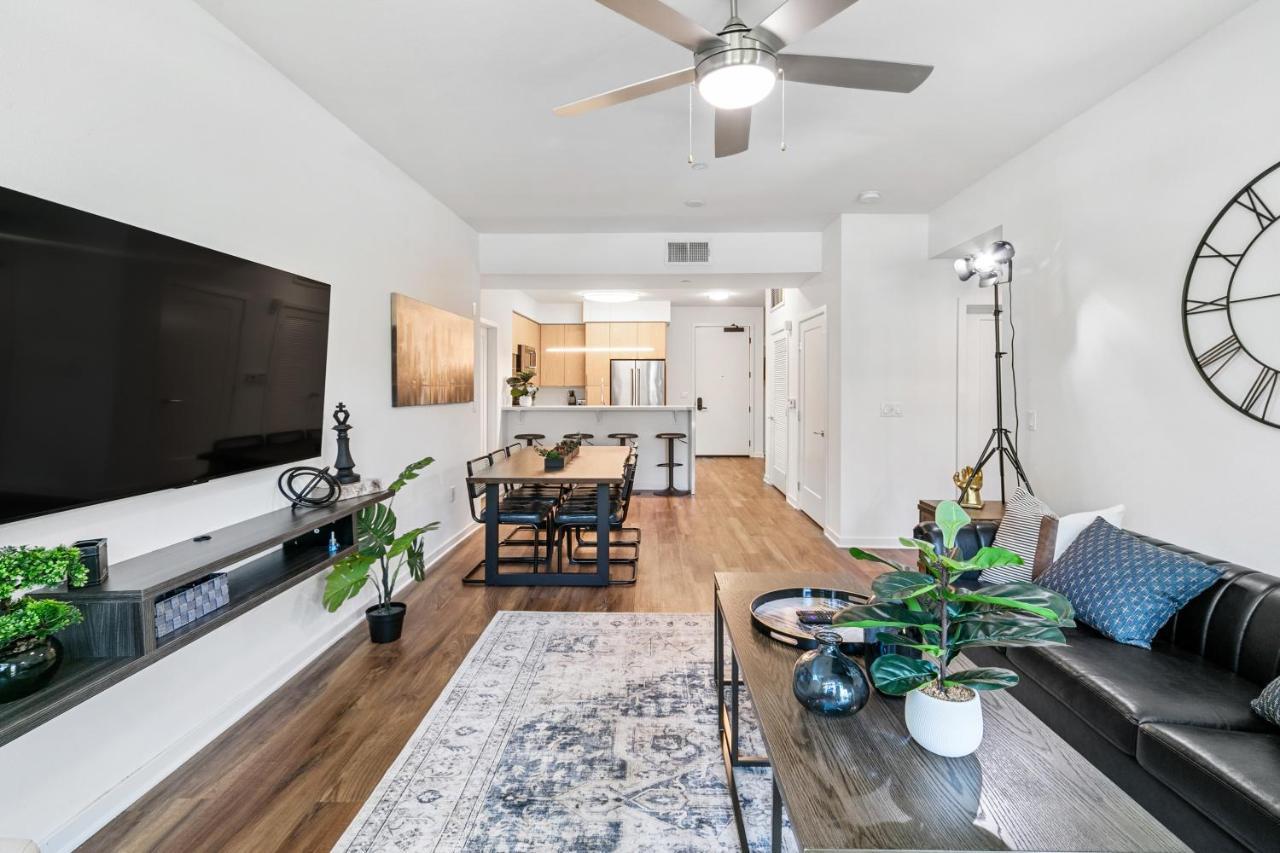 Beverly Grove Chic City Oasis 2 Bedroom Apt With Den 138 Los Angeles Exterior foto